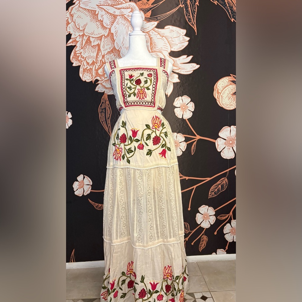 ROMANTIC Storybook Cottagecore Embroidered Garden Dress